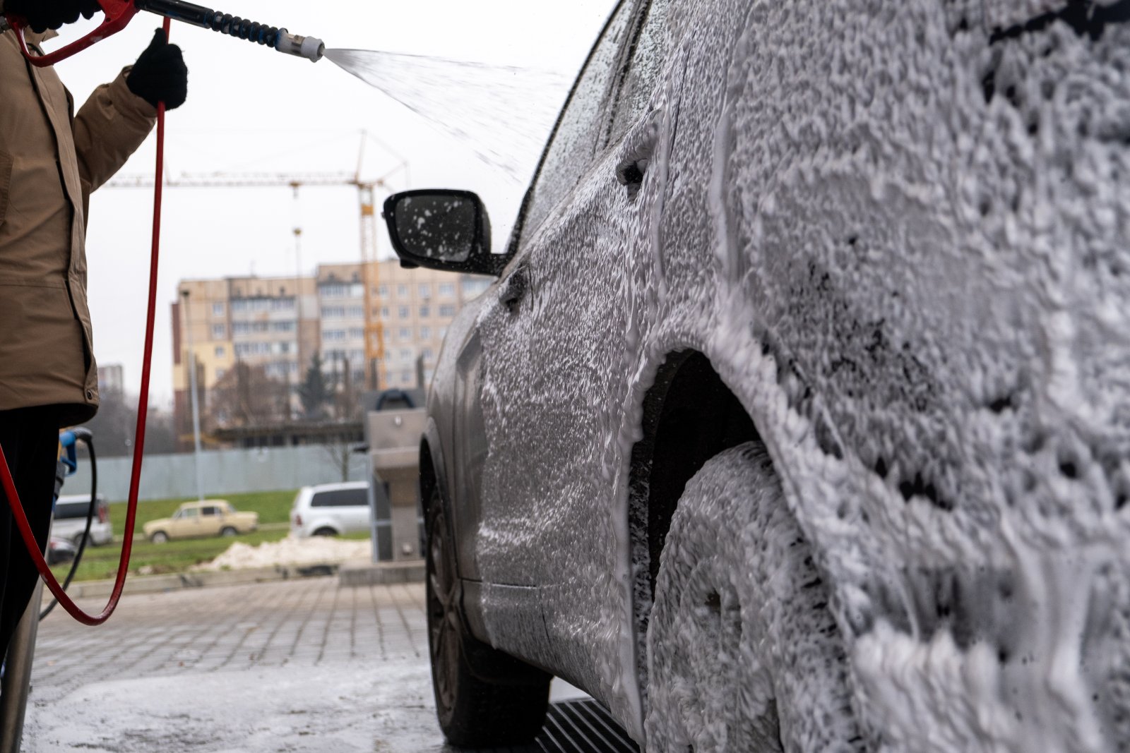 suv being washed at car wash 2024 11 12 21 04 20 utc