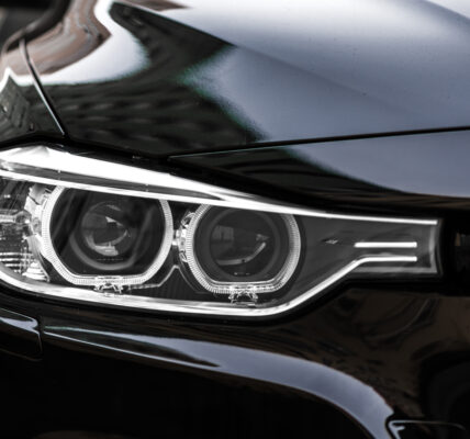 Reflektory-Angel-Eyes